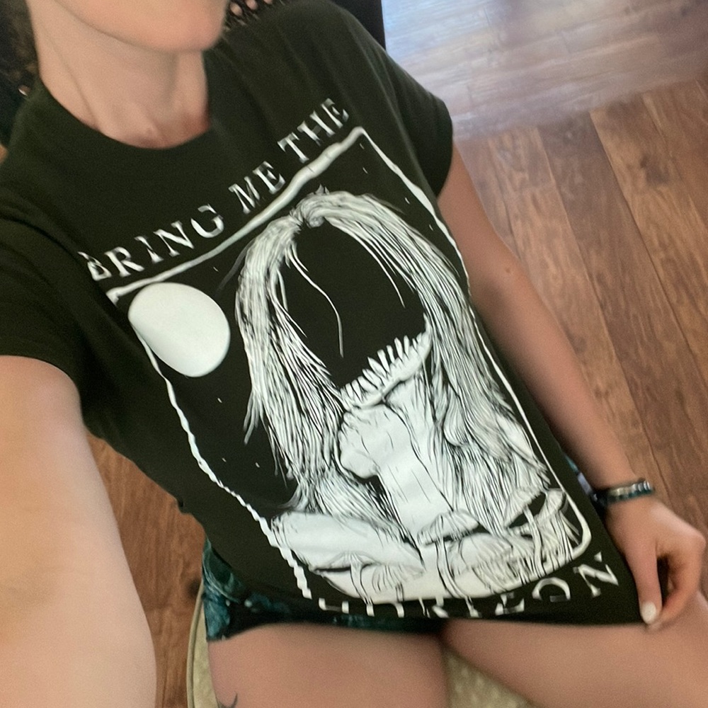 Bring Me The Horizon Faceless Girl Dark Green T-Shirt Womens BMTH tour concert